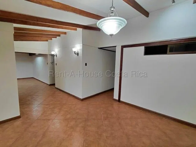 Alquiler de Casa en Montes de Oca-San Pedro. RAH 27-452 - Alquiler / Renta en Montes de Oca, photo 2