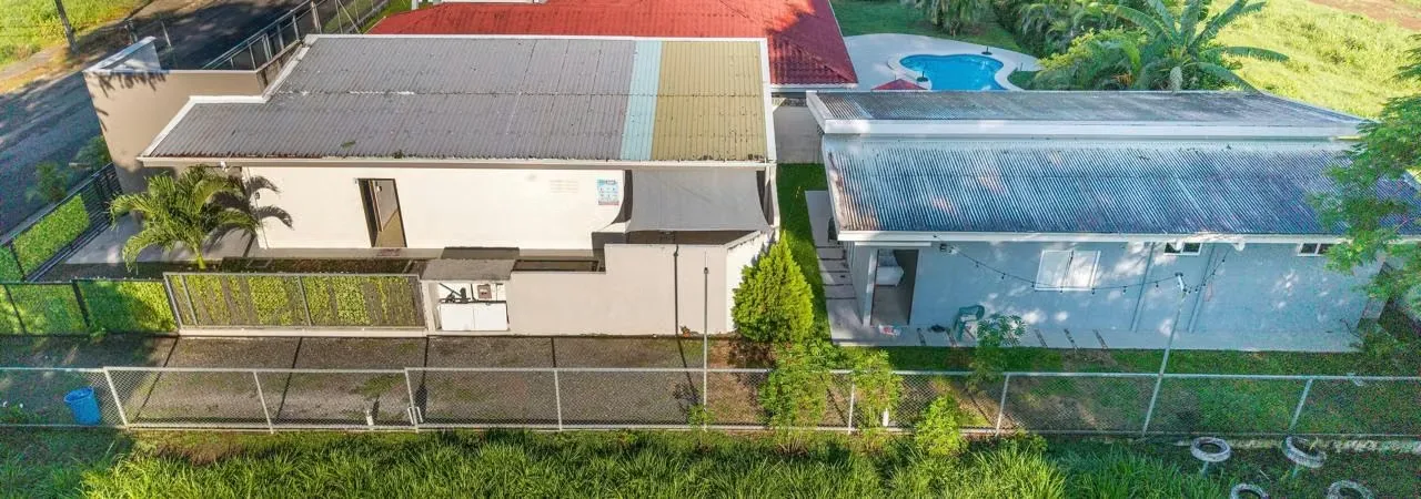 For Sale: Property  – Two Independent Houses Near Punta Leona (MV), photo 10