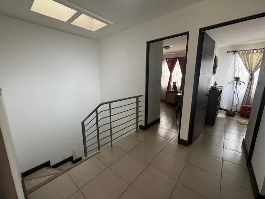 Alquiler de casa amoblada en condominio Valle Alto, Mata de Plátano US$ 1,500 #1999 - Alquiler / Renta en Mata de Platano, photo 4
