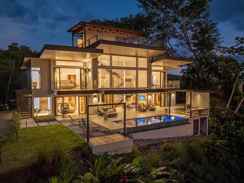 4 Bed Single Family Homes For Sale in Dominical