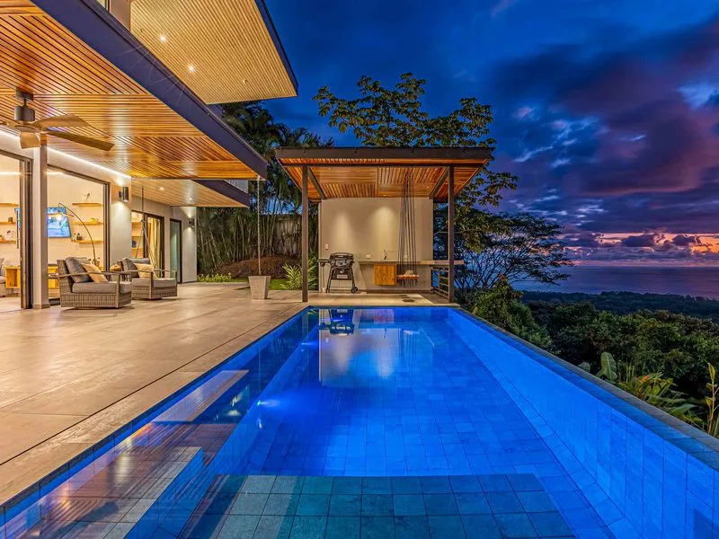 4 Bed Single Family Homes For Sale in Dominical, photo 5