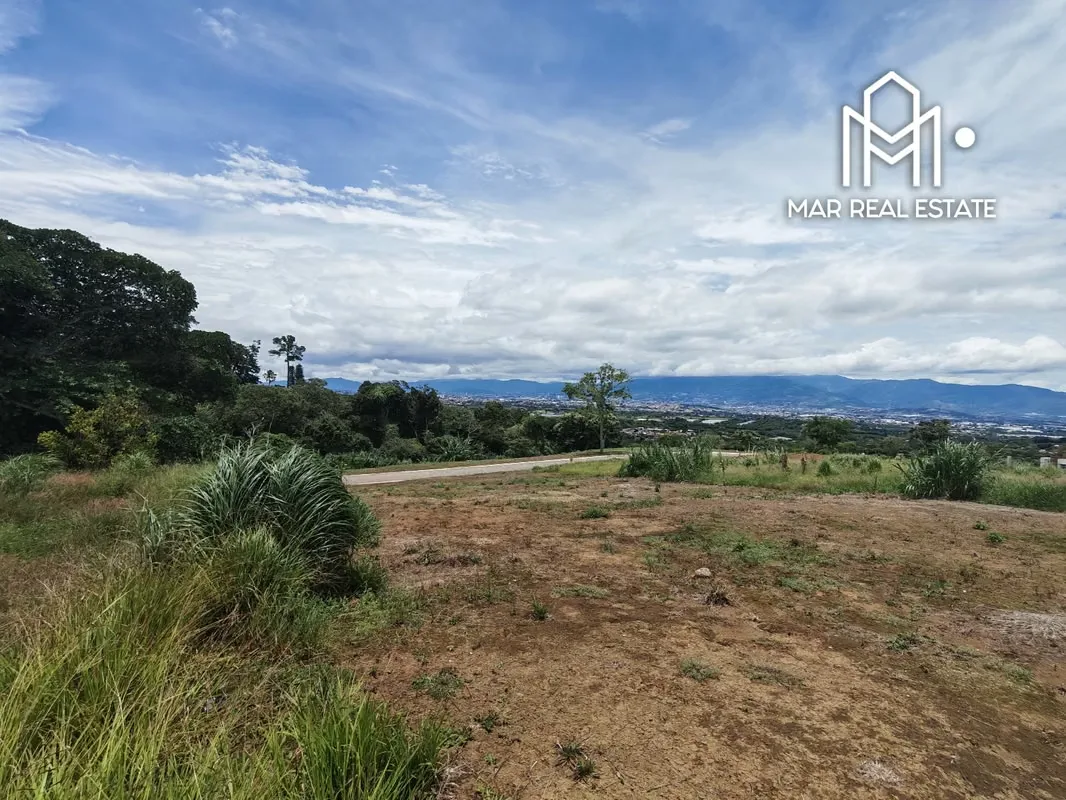 Se presenta una exclusiva oportunidad de inversión o desarrollo residencial en el Condominio Barons, ubicado en Santa Bárbara de Heredia. Este entorno privado y seguro ofrece un clima ..., photo 12