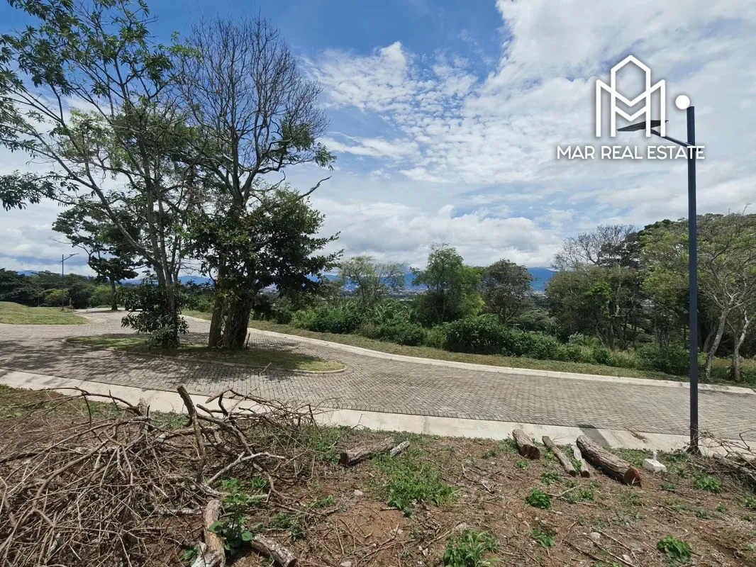 Se presenta una exclusiva oportunidad de inversión o desarrollo residencial en el Condominio Barons, ubicado en Santa Bárbara de Heredia. Este entorno privado y seguro ofrece un clima ..., photo 14
