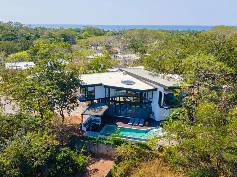 5 Bed Single Family Homes For Sale in Playa Grande