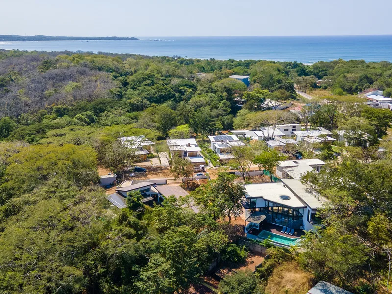 5 Bed Single Family Homes For Sale in Playa Grande, photo 9