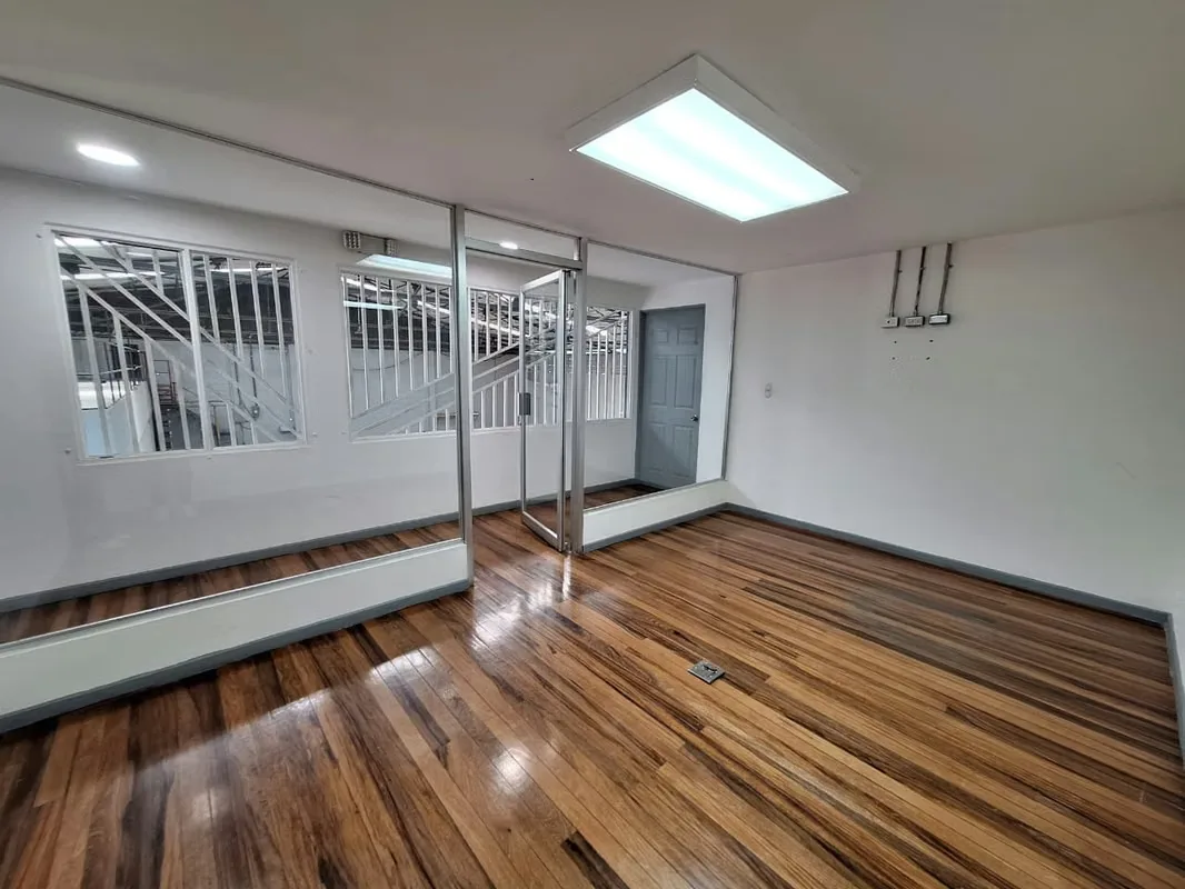 WAREHOUSE FOR RENT IN LA URUCA, SAN JOSÉ, photo 2