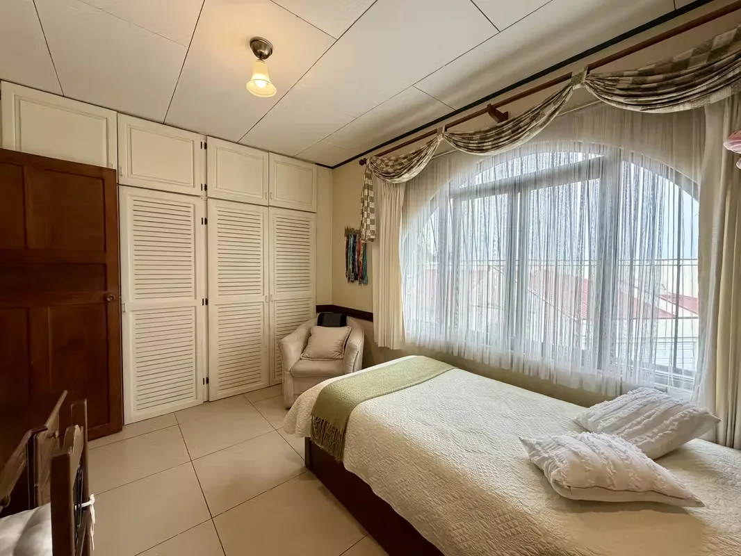 House for Sale in a Gated Community in Curridabat, San José, photo 15