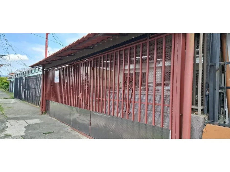 VENTA cómoda casa en la FLORIDA de Tibás, Uso de suelo Mixto