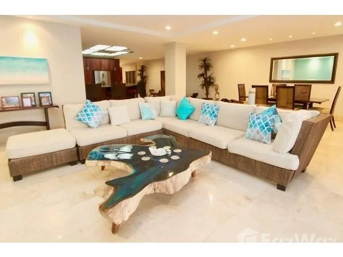 3 Bedroom Apartment for Sale at Crystal Sands: Oceanfront Condominium For Sale in Playa Langosta for $875,000, photo 6