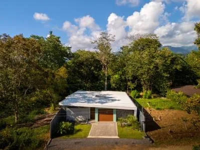 Impresionante casa tropical moderna de mediados de siglo con 3 dormitorios, a pasos de la playa., photo 3