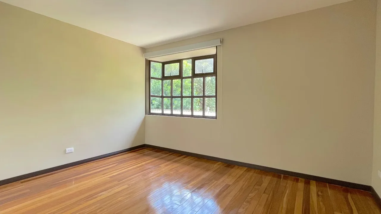 Propiedad con 4 apartamentos en venta para inversión en Motelimar, Goicichea, photo 12