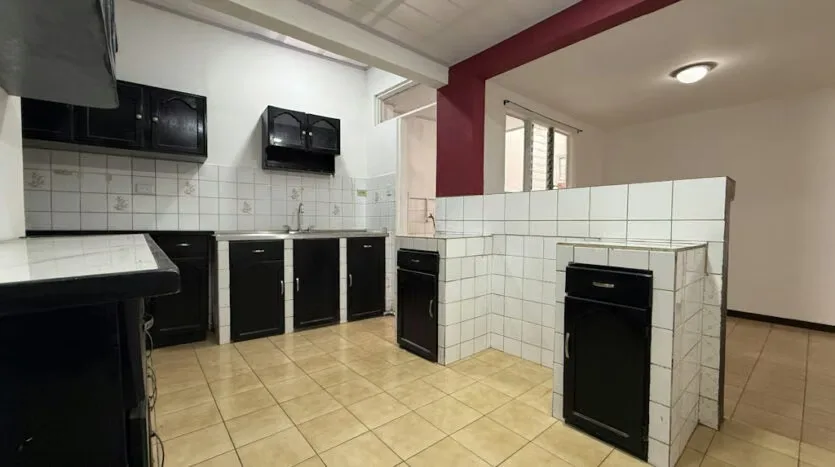 Beautiful House for Sale in a Secure Residential Community, Near Downtown, photo 6