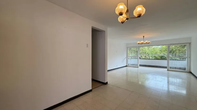 Beautiful House for Sale in a Secure Residential Community, Near Downtown, photo 9