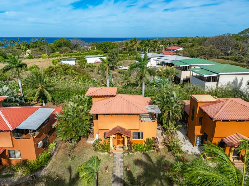 2 Bed Condo For Sale in Junquillal, photo 4