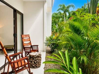 Apartamento llave en mano con vistas al jardín en el corazón de Manuel Antonio, photo 8
