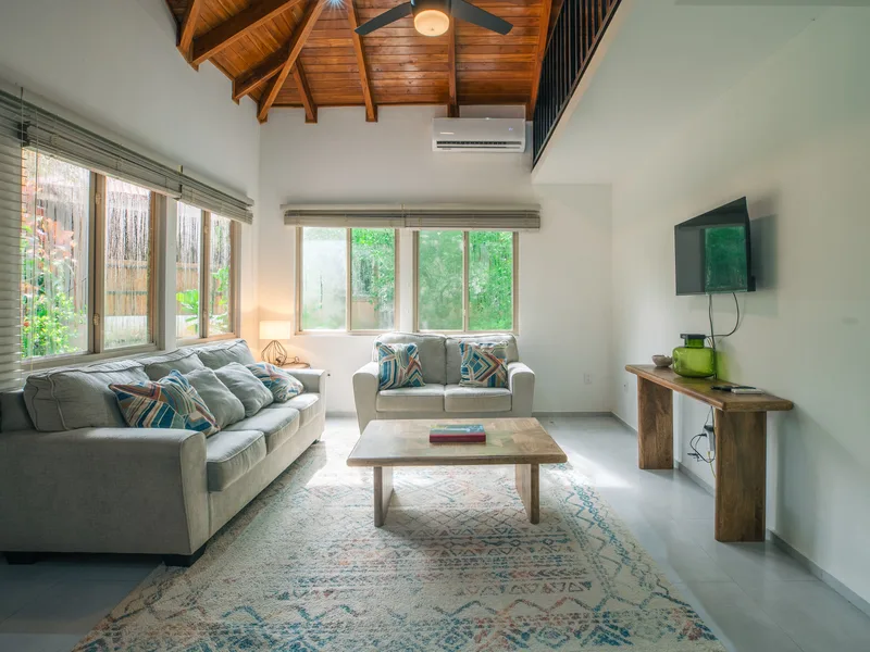 3 Bed Condo To Rent in Esperanza