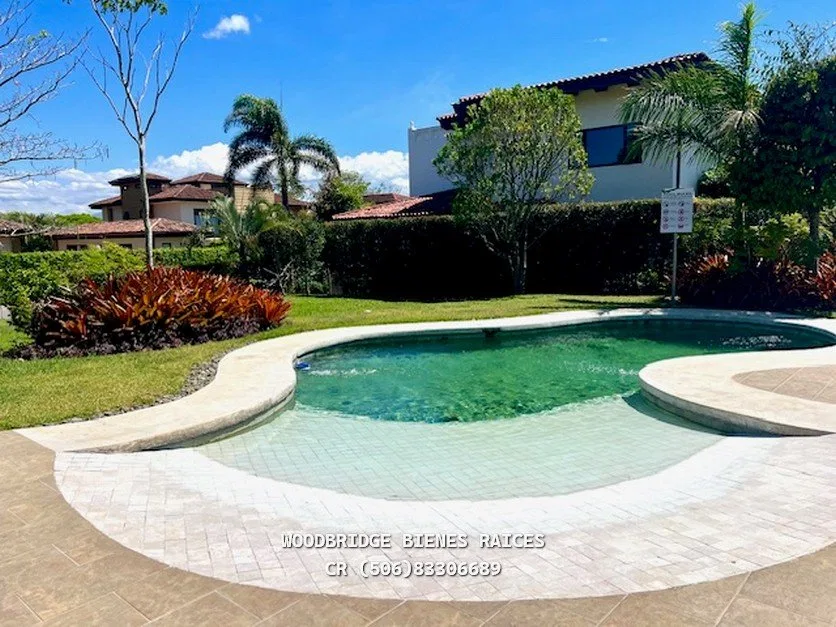 New luxury home for sale CR Santa Ana Bosques Del Rio - Venta en Santa Ana