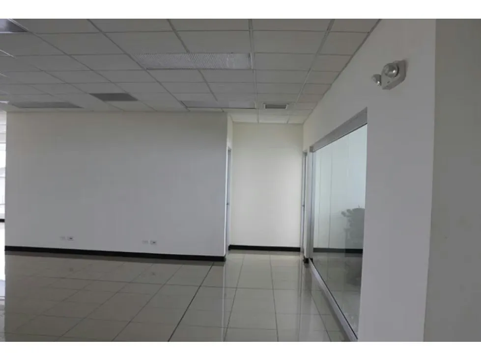 ¡Encuentra la oficina perfecta en este oficentro! Ubicado estratégicamente con acceso privilegiado a ..., photo 3