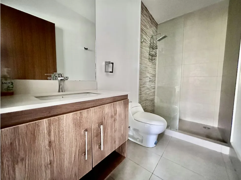 This modern apartment is located in Santa Ana, San José, conveniently close to schools and major roads. Built in 2018, it offers 91 m² of living space and a total area of 106 m². ..., photo 12