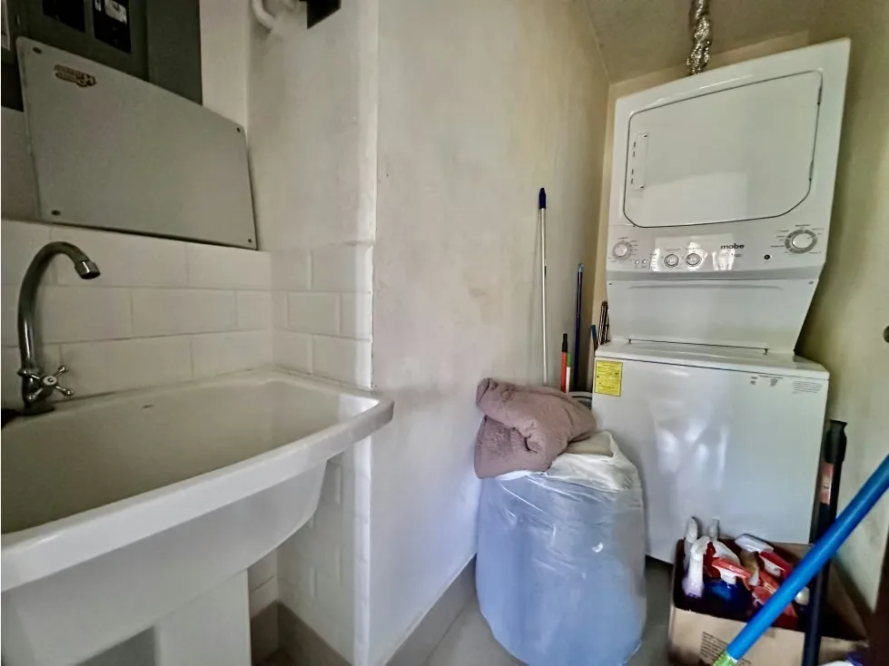 This modern apartment is located in Santa Ana, San José, conveniently close to schools and major roads. Built in 2018, it offers 91 m² of living space and a total area of 106 m². ..., photo 14