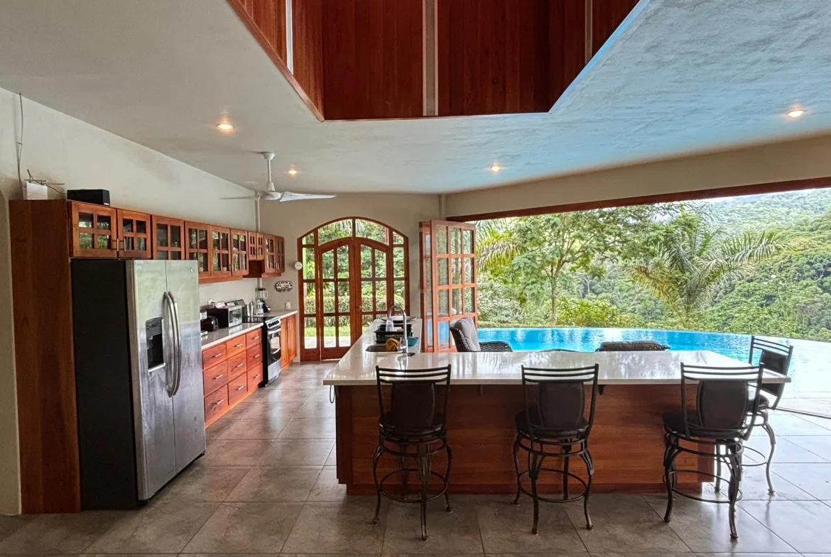 3-BEDROOM MOUNTAIN VIEW HOME WITH NATURE AND RIVER AROUND – 14 ACRES, photo 6