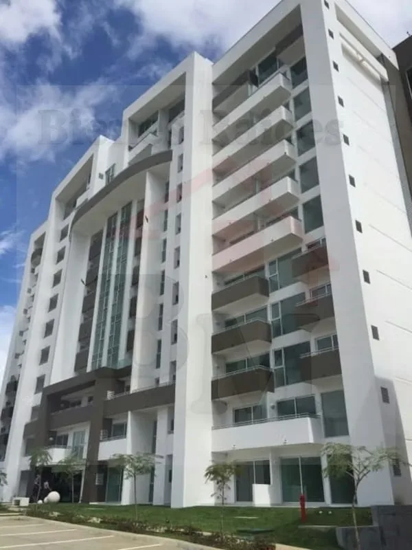 Se Vende Apartamento en Condominio en Heredia !!!