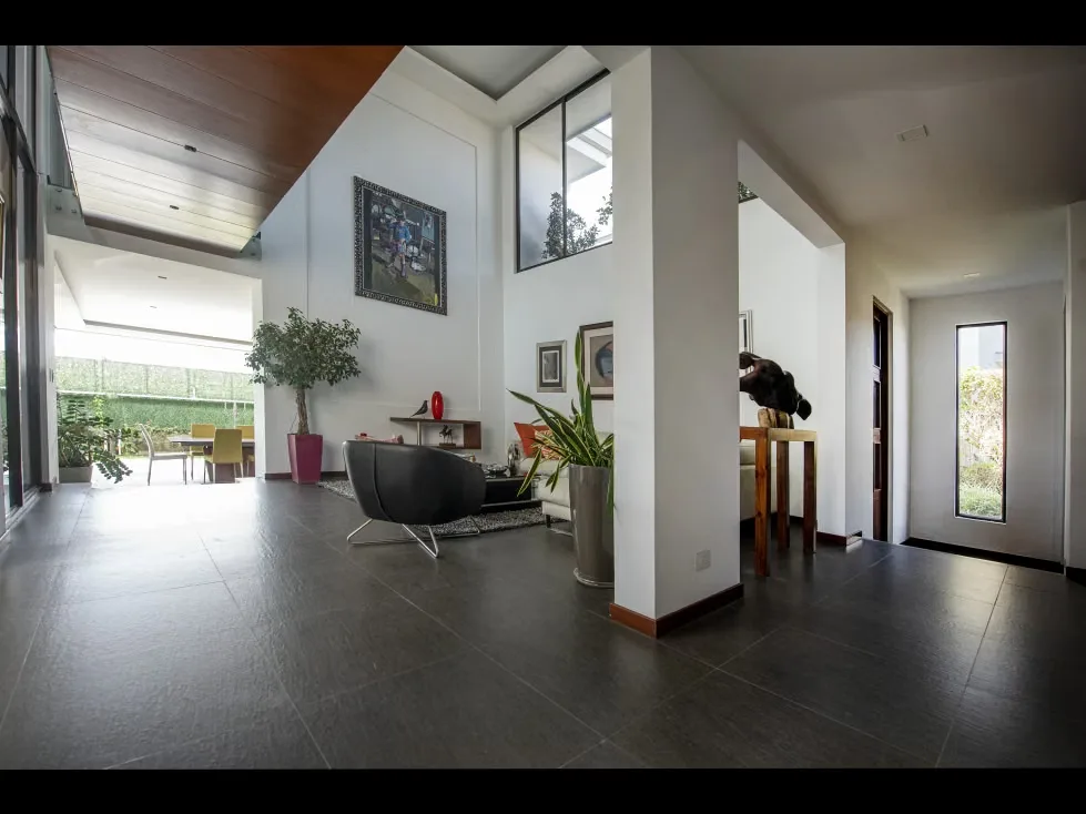Exclusiva Residencia Contemporánea en el Exclusivo Condominio Santo Tomás, Santo Domingo de Heredia. Con rápido acceso al comercio y servicios de Santo Domingo de Heredia. Ideal ..., photo 5