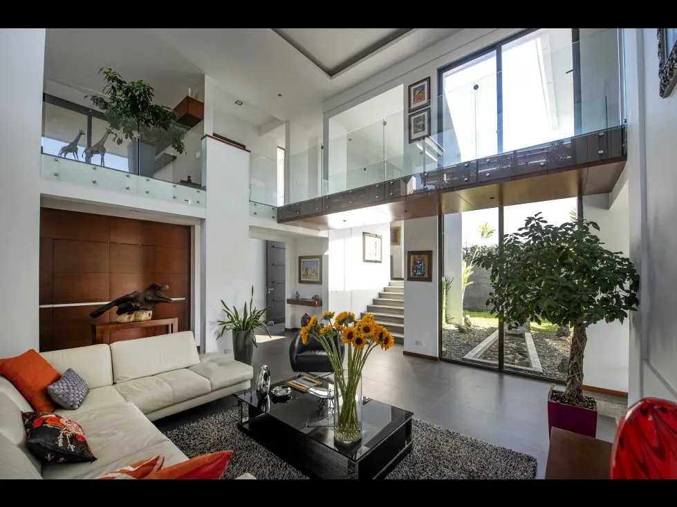 Exclusiva Residencia Contemporánea en el Exclusivo Condominio Santo Tomás, Santo Domingo de Heredia. Con rápido acceso al comercio y servicios de Santo Domingo de Heredia. Ideal ..., photo 9