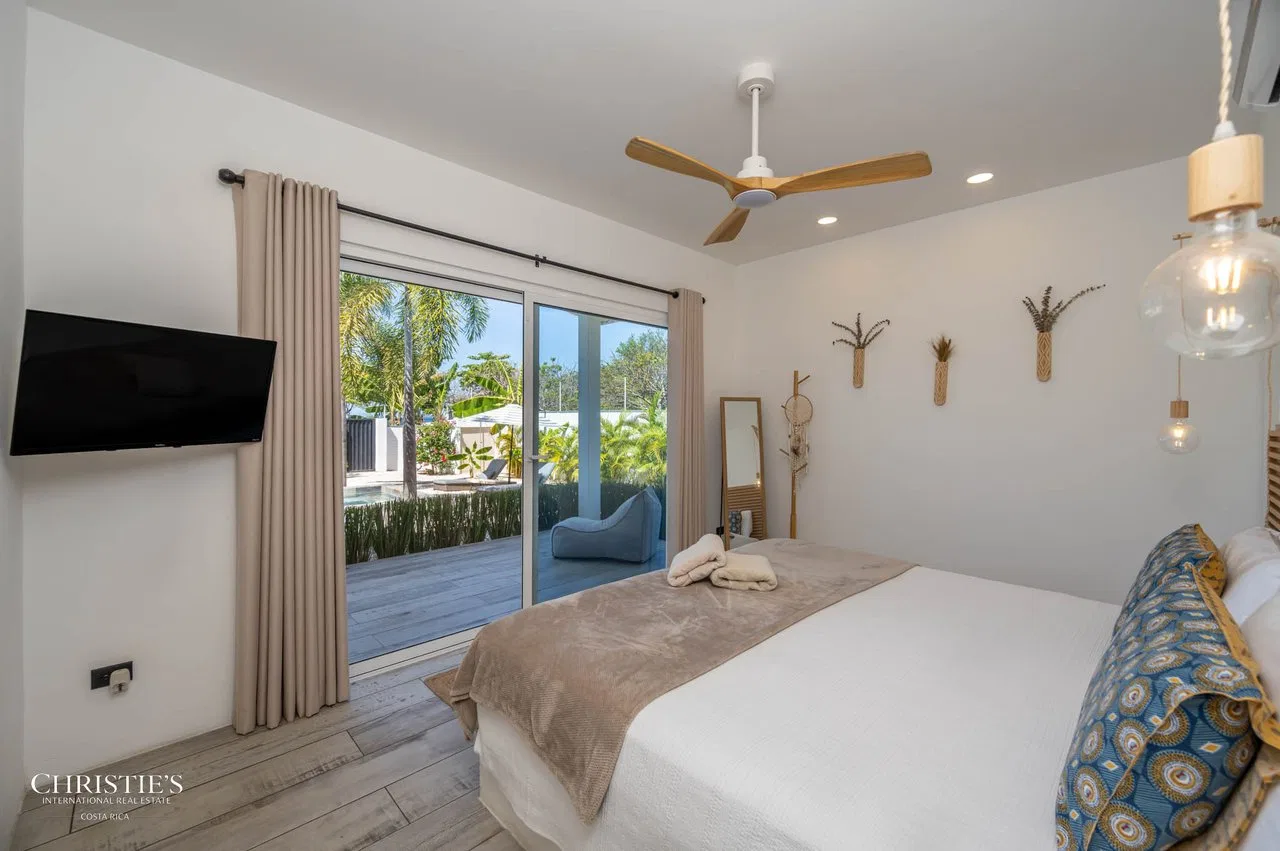 Antemar Estate – Exclusive Beachfront Fourplex, photo 11
