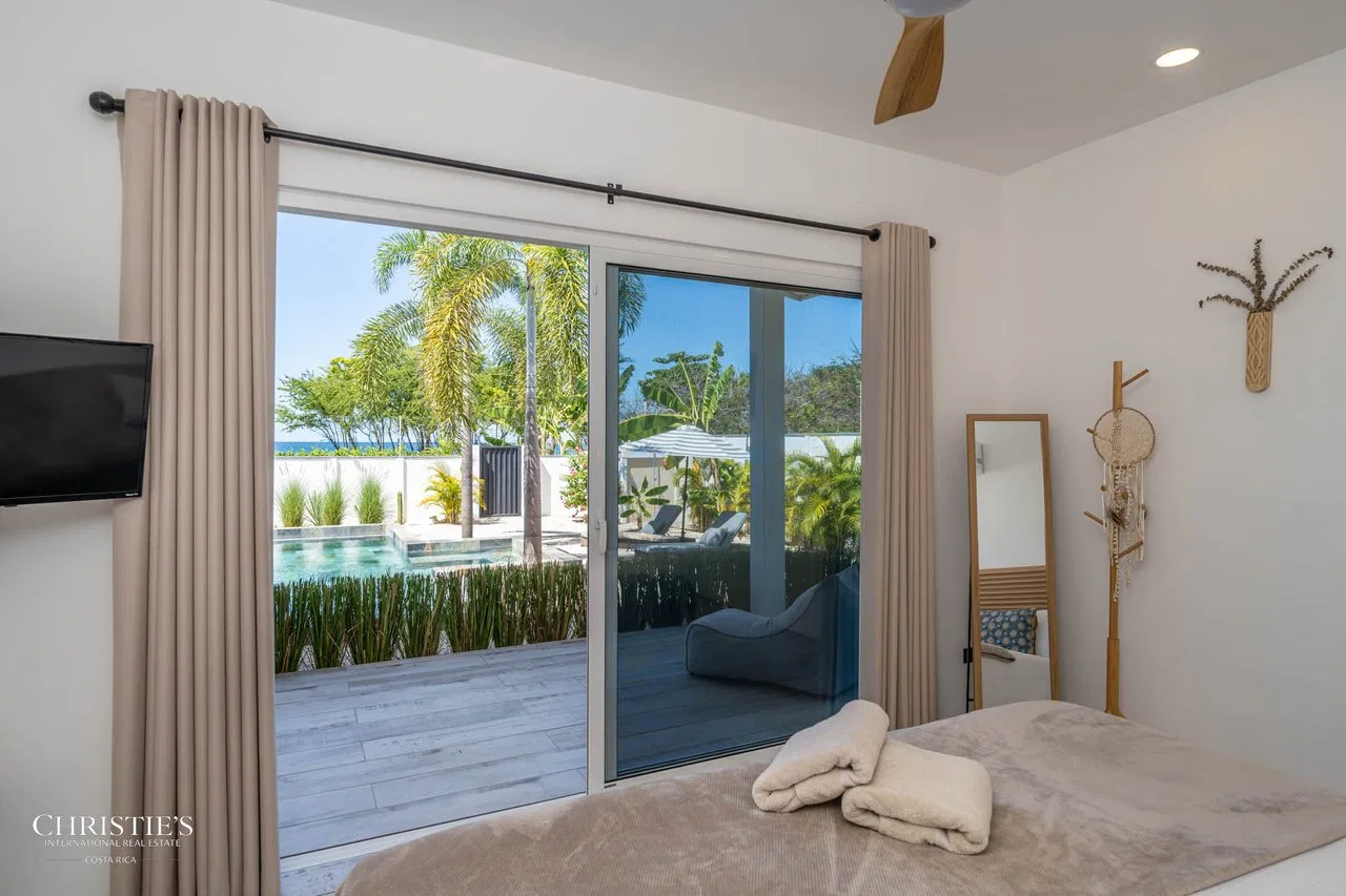 Antemar Estate – Exclusive Beachfront Fourplex, photo 13