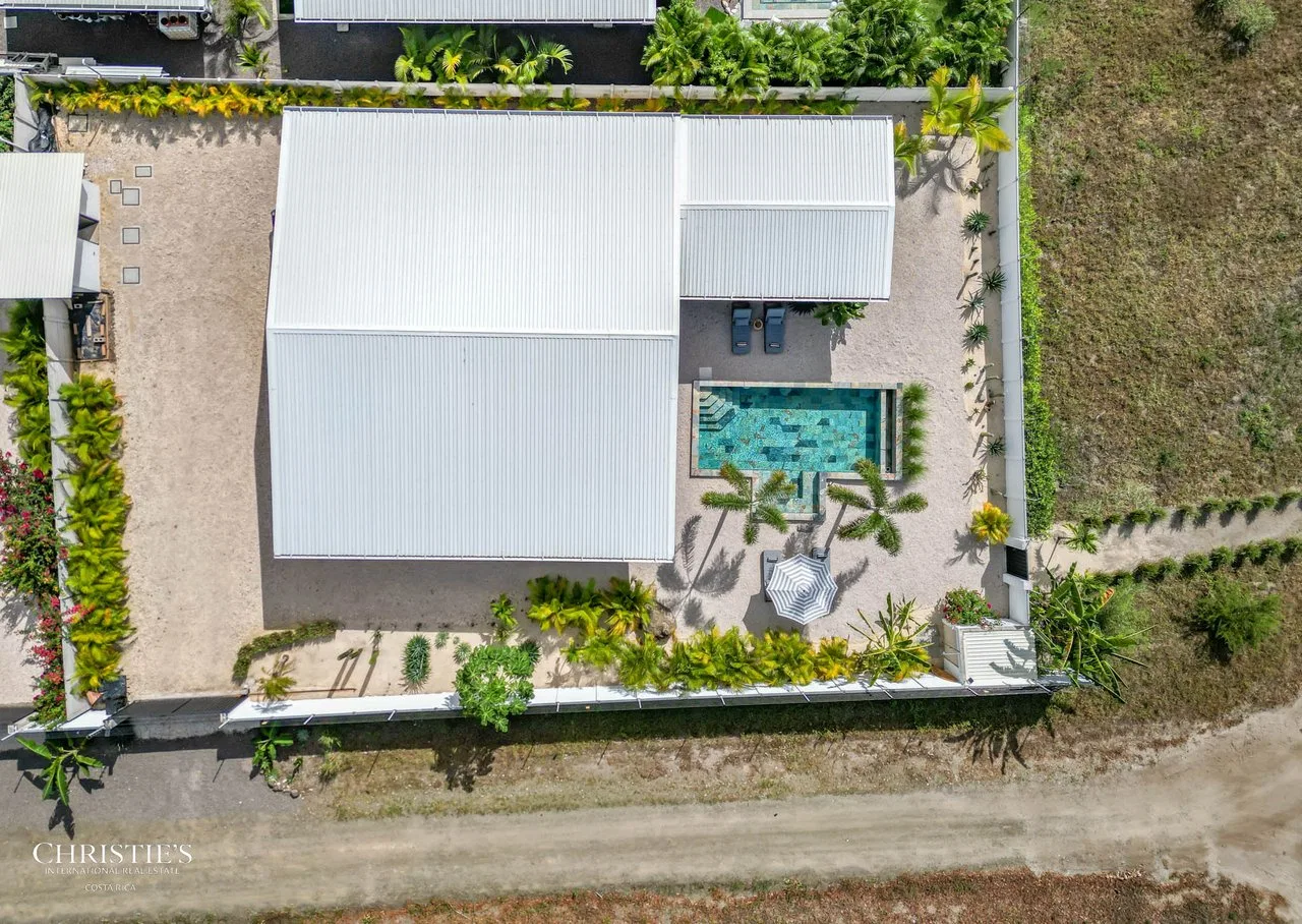Antemar Estate – Exclusive Beachfront Fourplex, photo 19