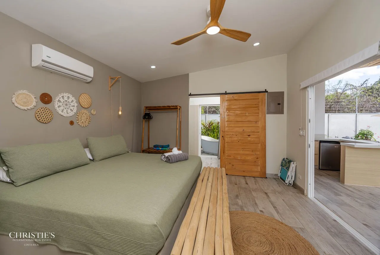 Antemar Estate – Exclusive Beachfront Fourplex, photo 22