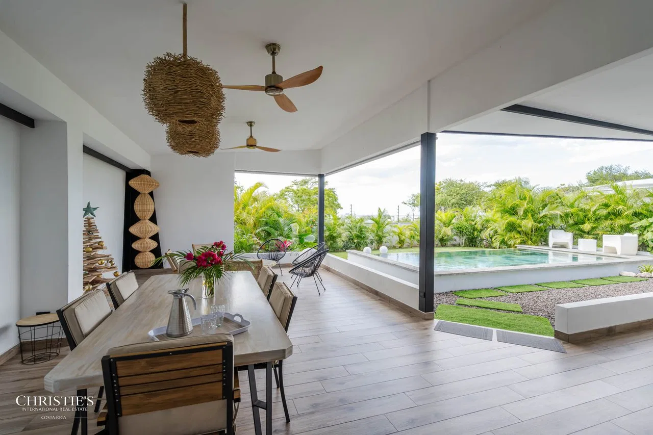 Antemar Estate – Exclusive Beachfront Fourplex, photo 29