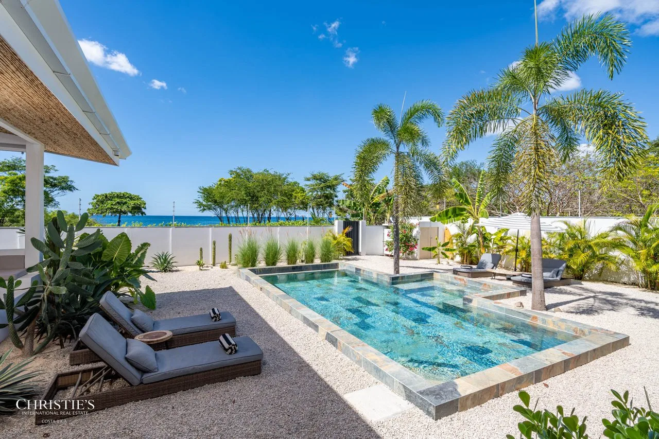 Antemar Estate – Exclusive Beachfront Fourplex, photo 10