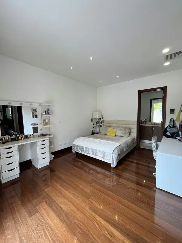 Hermosa casa en condominio estilo contemporáneo, el condominio tiene 12 casas lo que lo hace muy exclusivo., photo 3