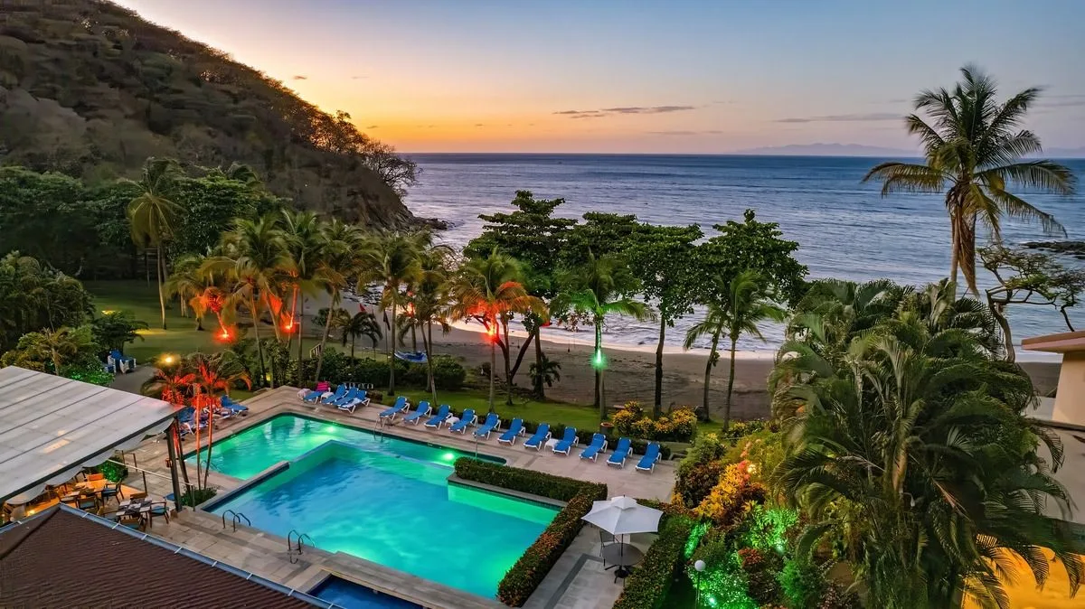 Beachfront Gated Community –  Bahía Pez Vela 17 Ocean View Villa