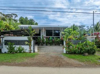Elegante casa tropical | A 5 minutos del Parque Nacional Marino, photo 2