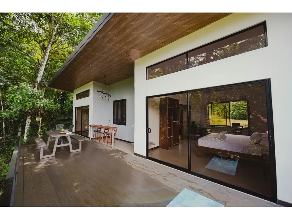Descubre tu refugio ideal en la espectacular Casa Campestre ubicada en Sarapiquí, Heredia. Este encantador inmueble, con un extenso terreno de 10,000 m2, ofrece un estilo de vida ..., photo 5