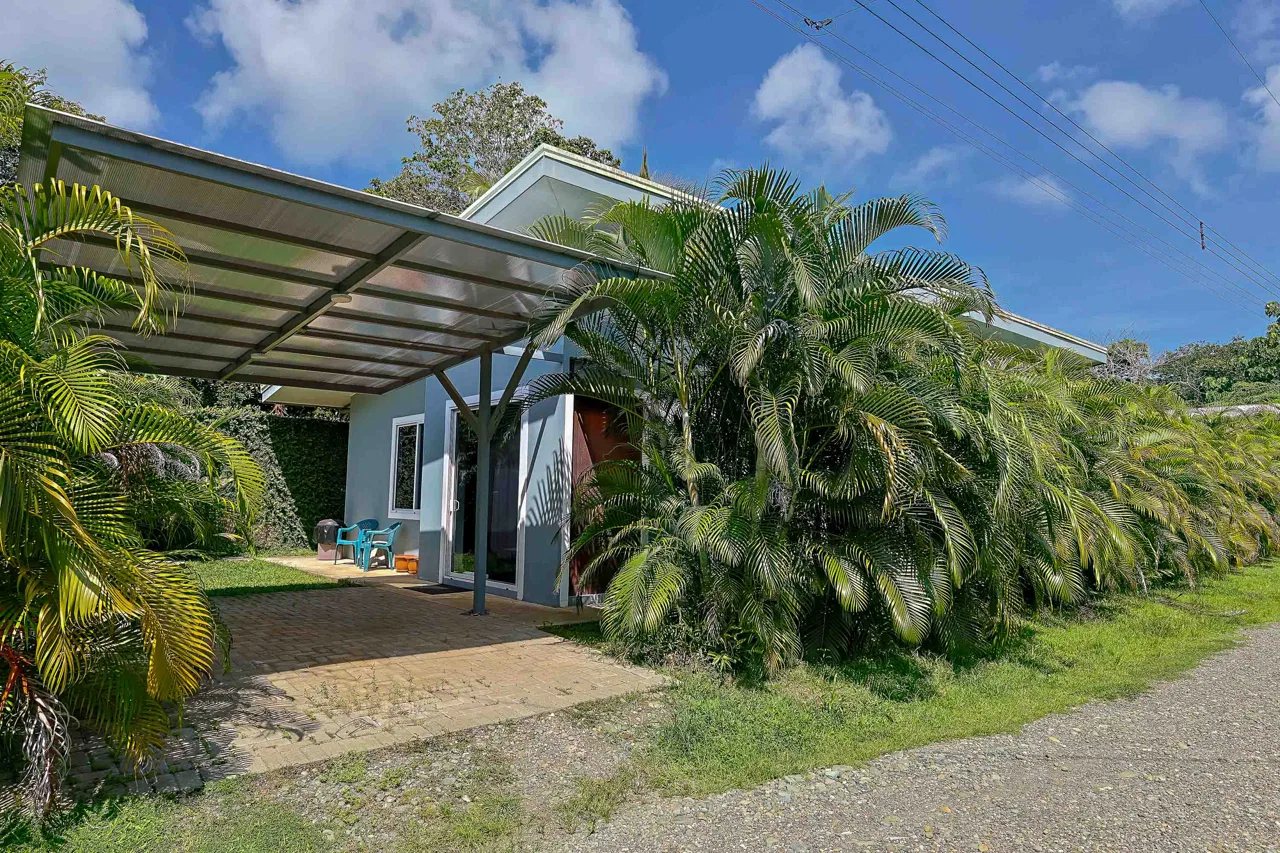 VILLAS ALI PROPERTY WITH TWO BEDROOMS NEAR TO THE QUEPOS CENTER