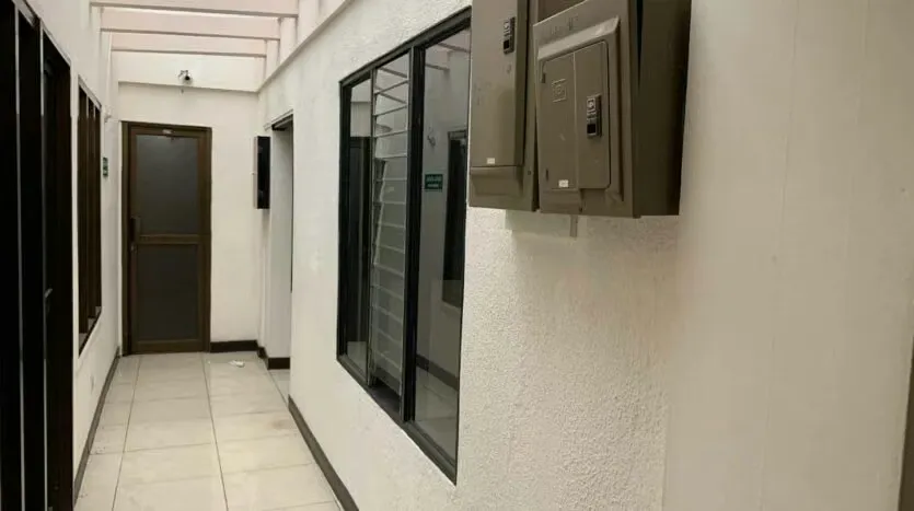 Code: 118099 Take advantage of this unique investment opportunity! This 2-level commercial building is strategically located in Zapote, just 700 metres from the social security ..., photo 6