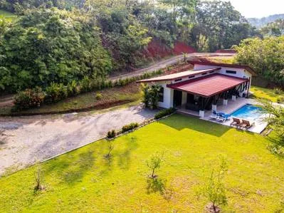Private Tropical Oasis with Modern Finishes – 5,000 m² Lot near Playa Ventanas & Uvita, photo 6