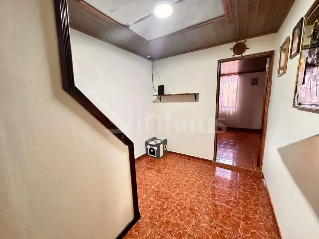 Dos niveles definen esta propiedad de 200 metros cuadrados de construcción sobre un lote de 160 metros cuadrados, diseñada para familias que priorizan la comodidad y una distribución ..., photo 13