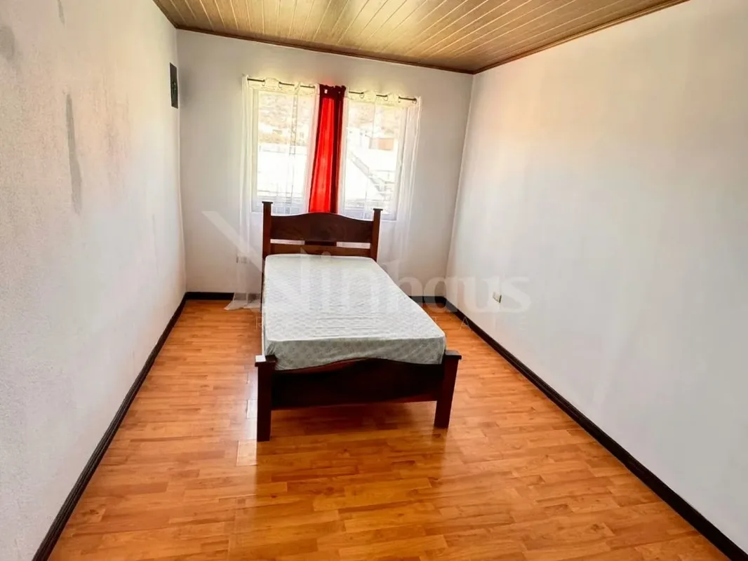 Dos niveles definen esta propiedad de 200 metros cuadrados de construcción sobre un lote de 160 metros cuadrados, diseñada para familias que priorizan la comodidad y una distribución ..., photo 16