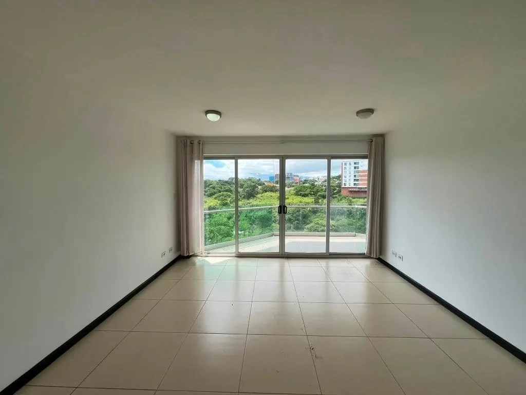 Alquiler de apartamento en PARADISUS ROHRMOSER tres habitaciones