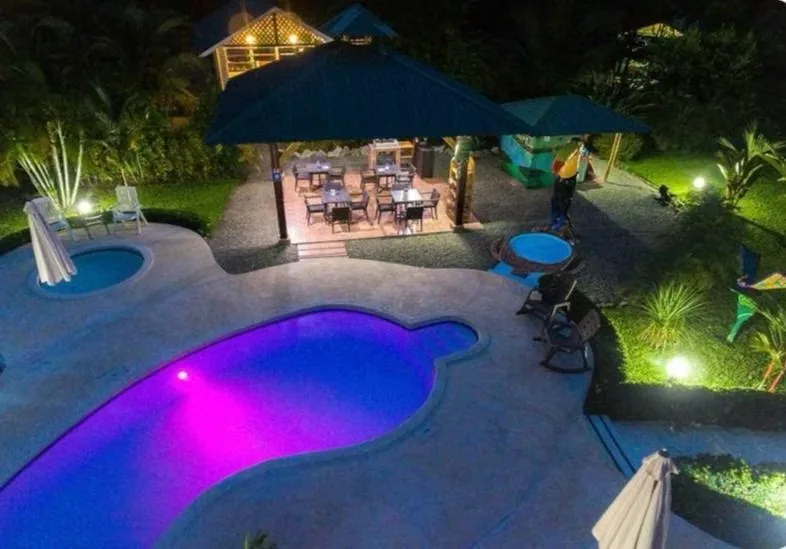 HOTEL FOR SALE, CAHUITA, LEMON, C.R SECURE INVESTMENT IN THE CARIBBEAN, photo 3