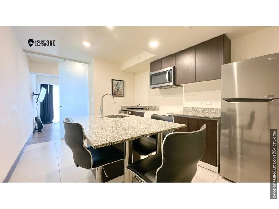 Apartamento en Yoses, Barrio Escalante | Amueblado | Piscina