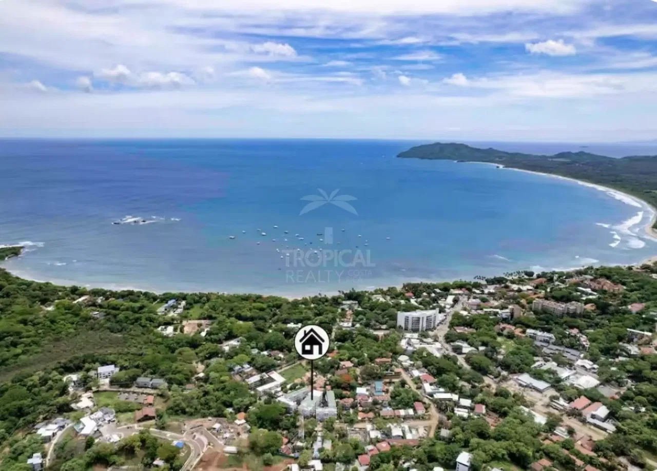 Beach Condo for Sale in Tamarindo – Tropical Living Just Steps from the Ocean