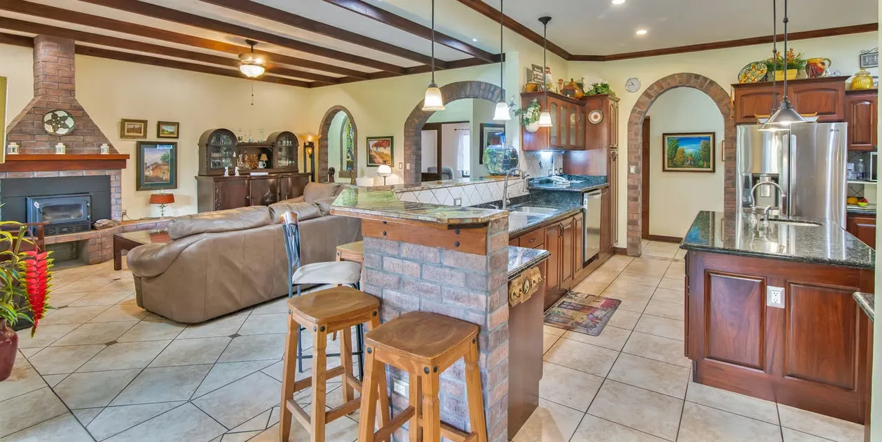 4BR Home in Tres Ríos Lakota - Terrace & Gardens - Spacious Living, photo 7