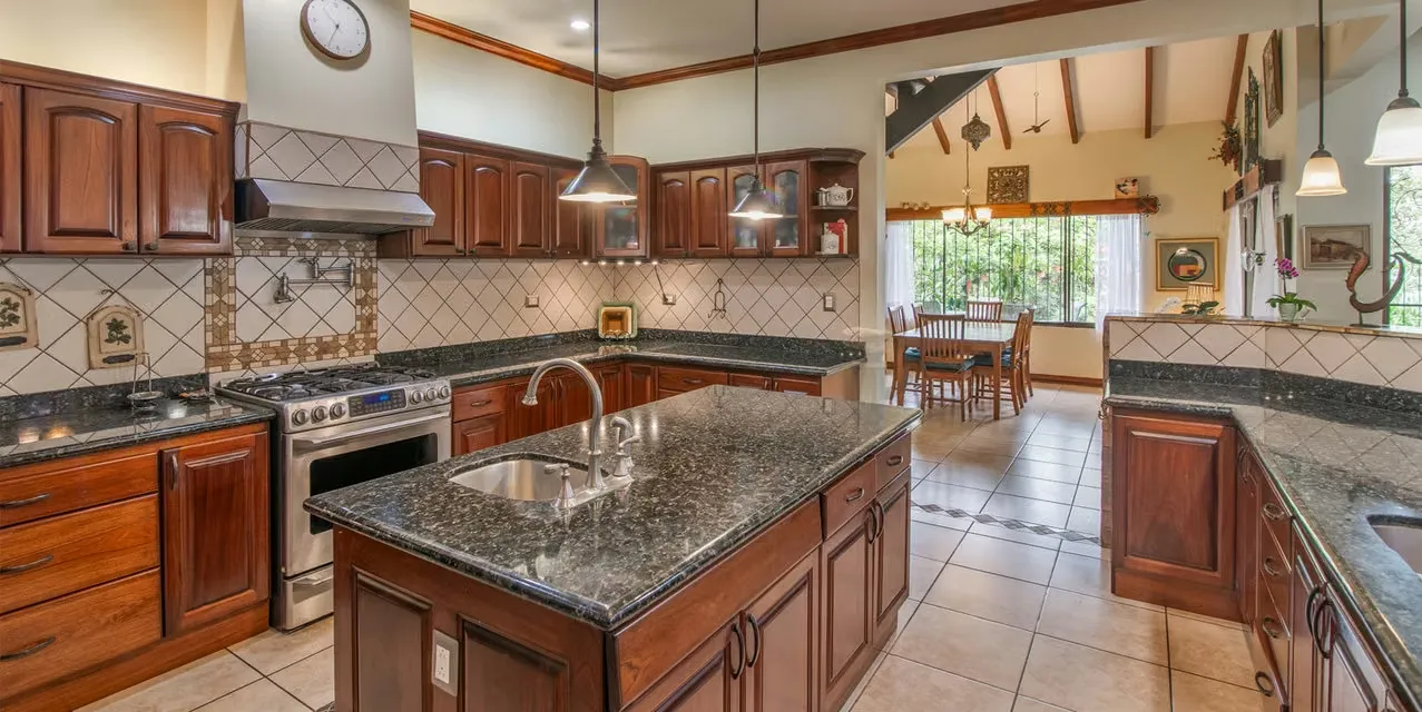4BR Home in Tres Ríos Lakota - Terrace & Gardens - Spacious Living, photo 8