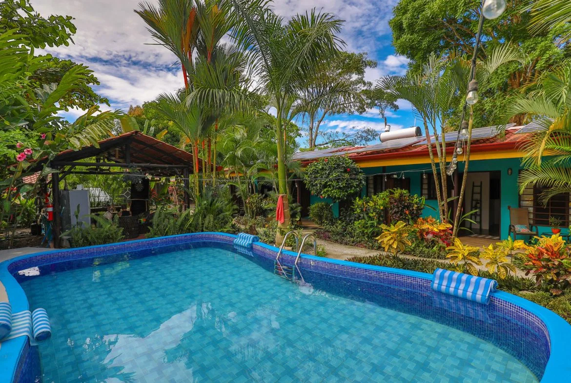 SUCCESSFUL BOUTIQUE HOTEL WITH OWNER’S HOME BY THE BEACH IN UVITA, photo 2